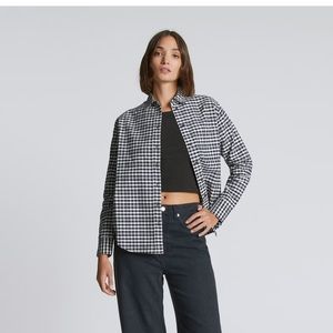 everlane relaxed boxy oxford shirt